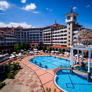 5* Üdülőközpont Helena Sands